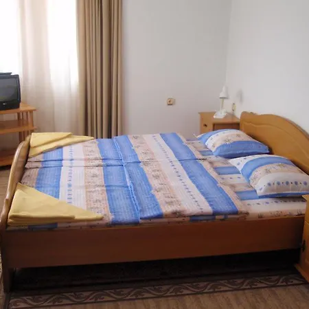 Tihiqt Kat Hotel