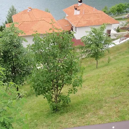 Hotel Tihiqt Kat *