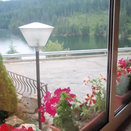 Hotel Tihiqt Kat *