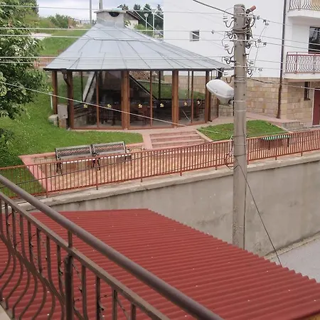Tihiqt Kat Hotel Dospat