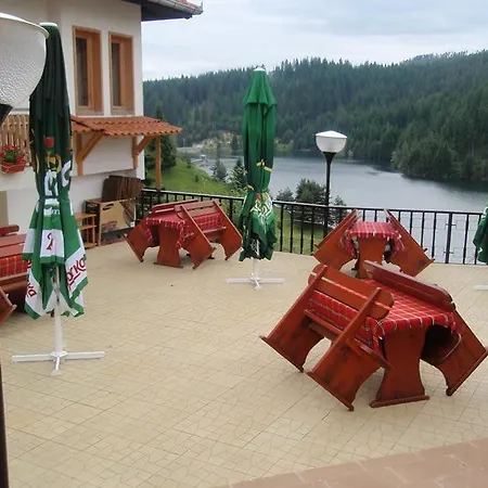 Tihiqt Kat Hotel Dospat