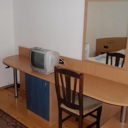 Hotel Tihiqt Kat Dospat